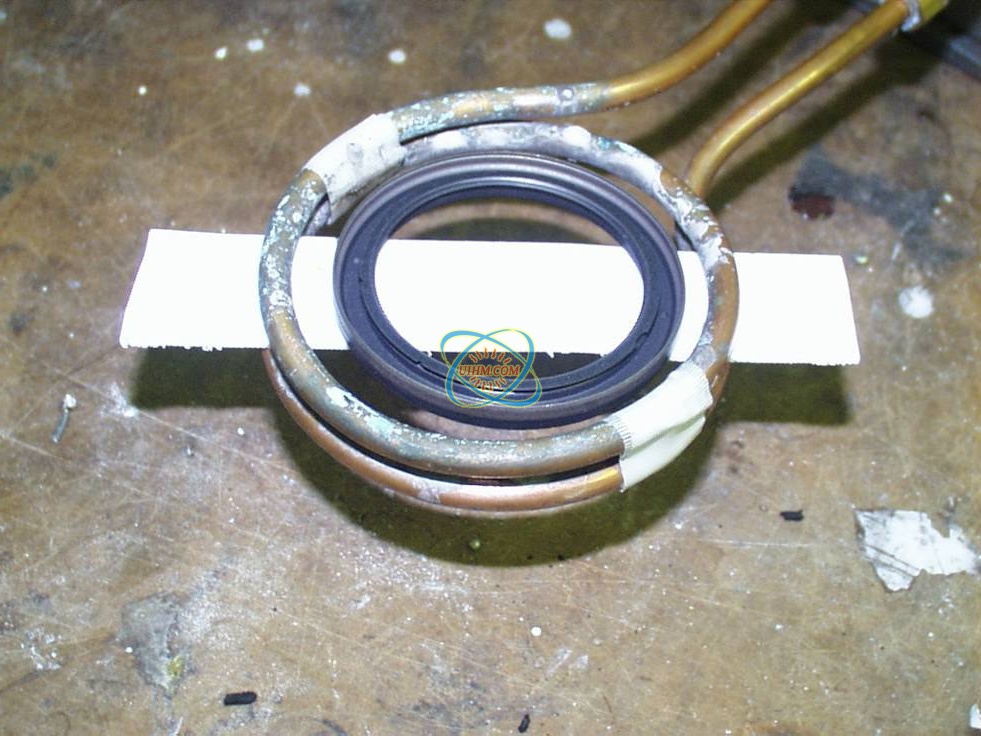Debond-rubber-seal-from-steel